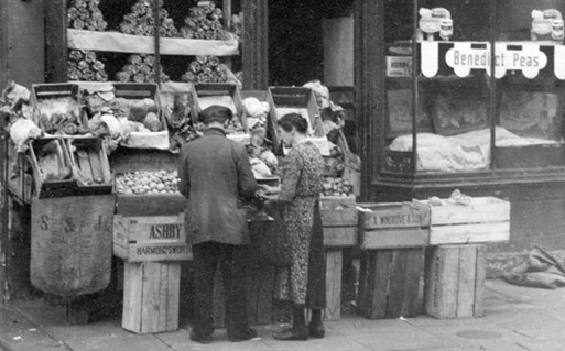Photo:greengrocer's shop in Harrow Road, c1955]